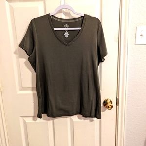 3/$15🧡 St John's Bay Women's Short Sleeve VNeck Top